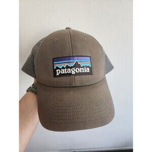 Patagonia logo faded gray mesh trucker adjustable grunge streetwear outdoor beac